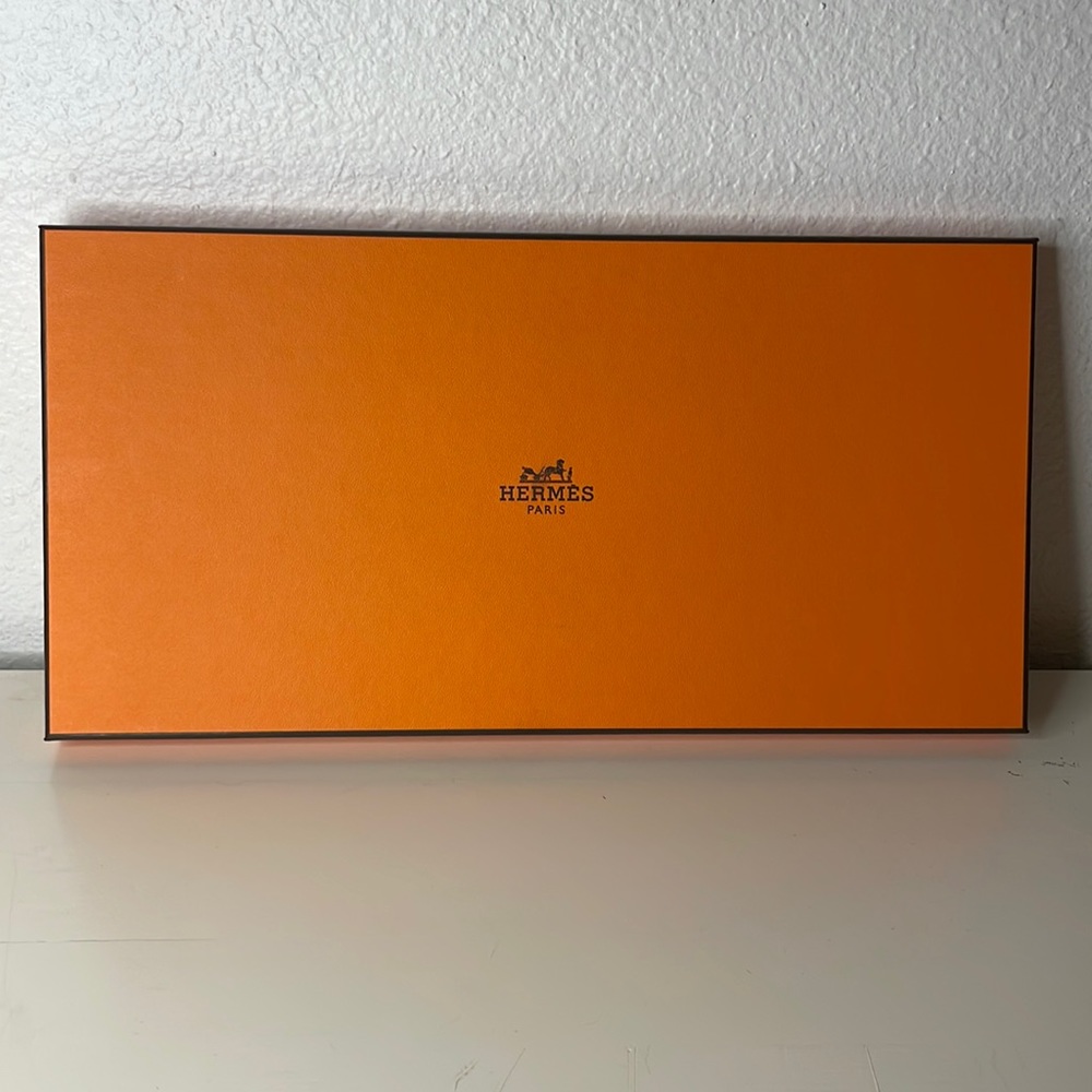 Hermés Shawl Box